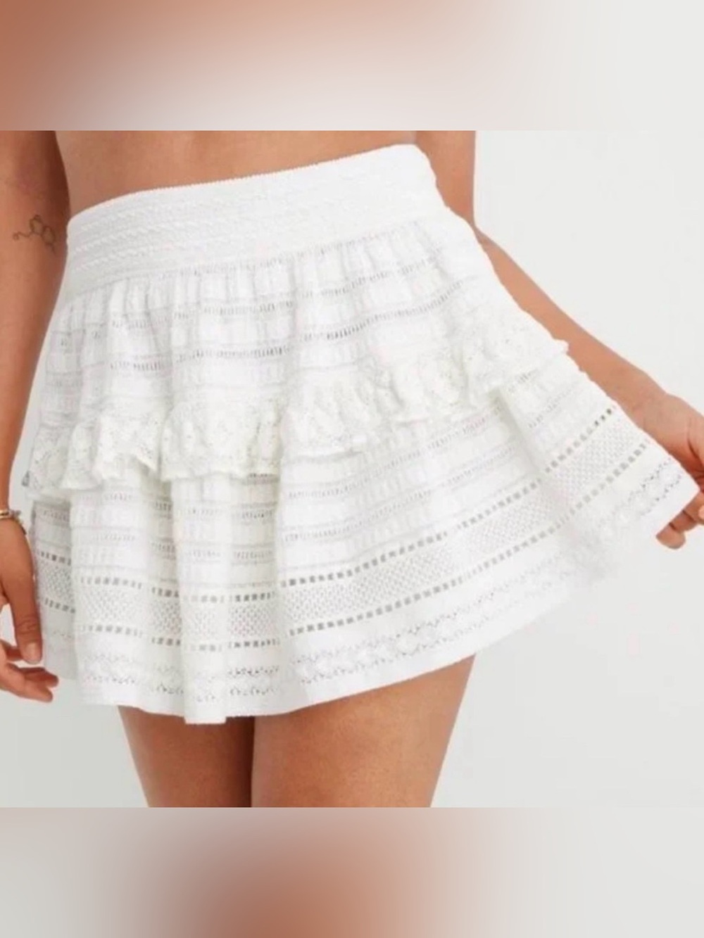 Aerie Viral Tiered Lace Mini Skirt S White Coquette Cottagecore Smocked Ruffle
